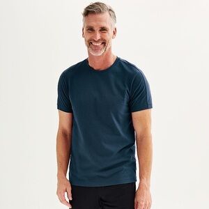 Tek Gear Essential Activewear Tee | Men’s M
